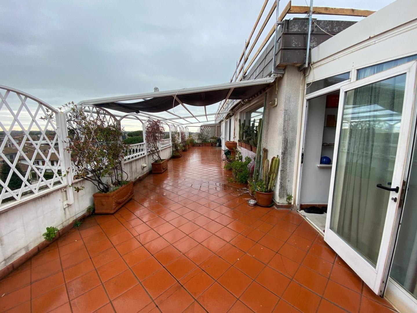 Attico vista mare, Seravezza querceta