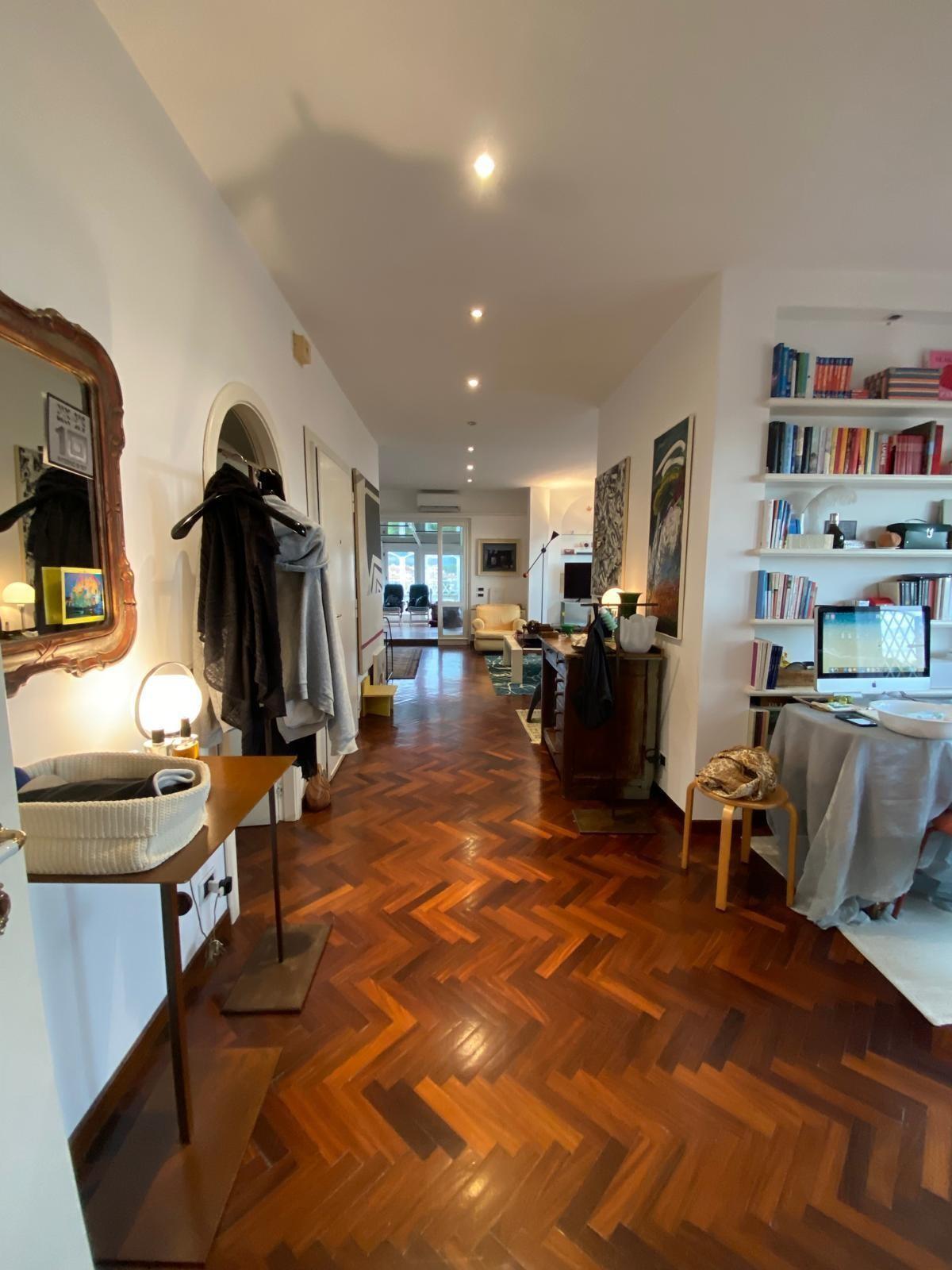 Attico vista mare, Seravezza querceta