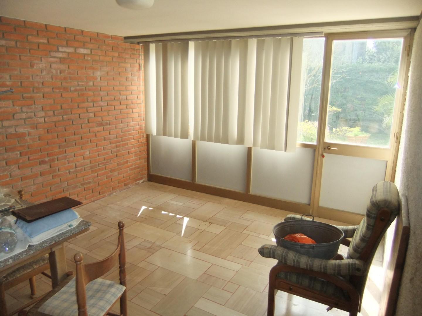 Villa con giardino, Seravezza pozzi