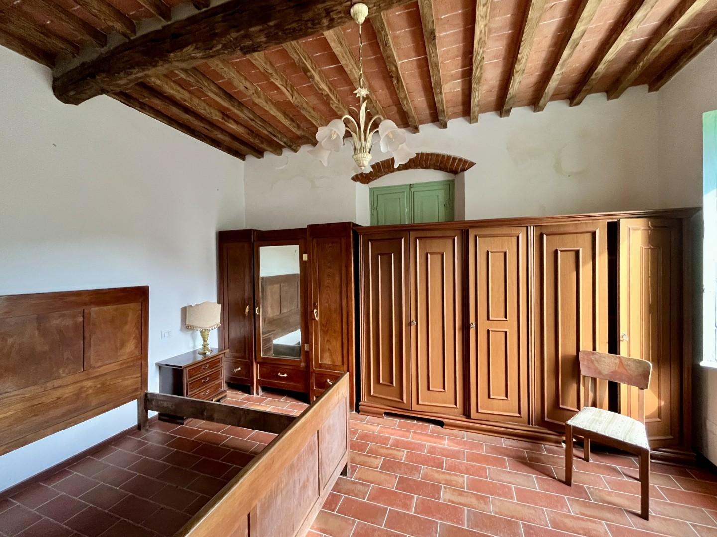 Rustico con giardino, Pietrasanta valdicastello carducci