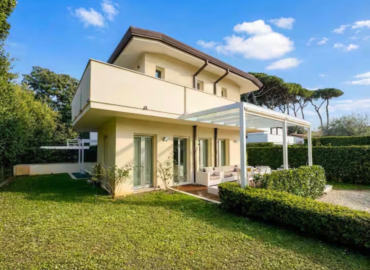 Villa arredata in affitto, Forte dei Marmi roma imperiale