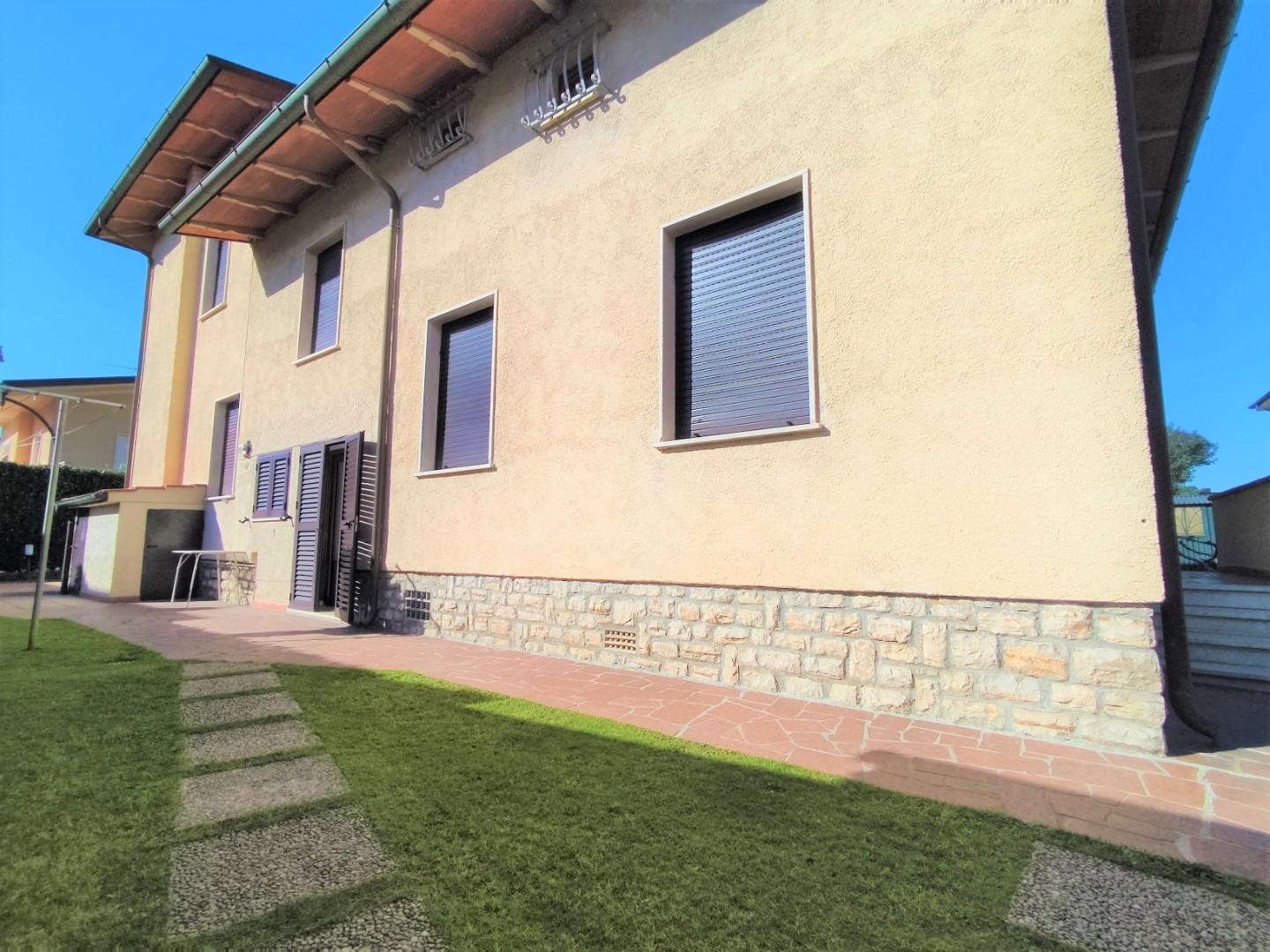 Casa indipendente con giardino, Pietrasanta marina di