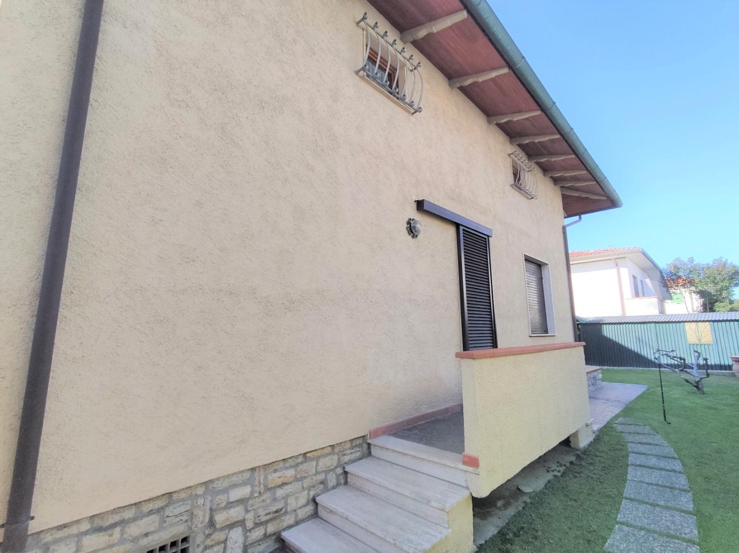 Casa indipendente con giardino, Pietrasanta marina di