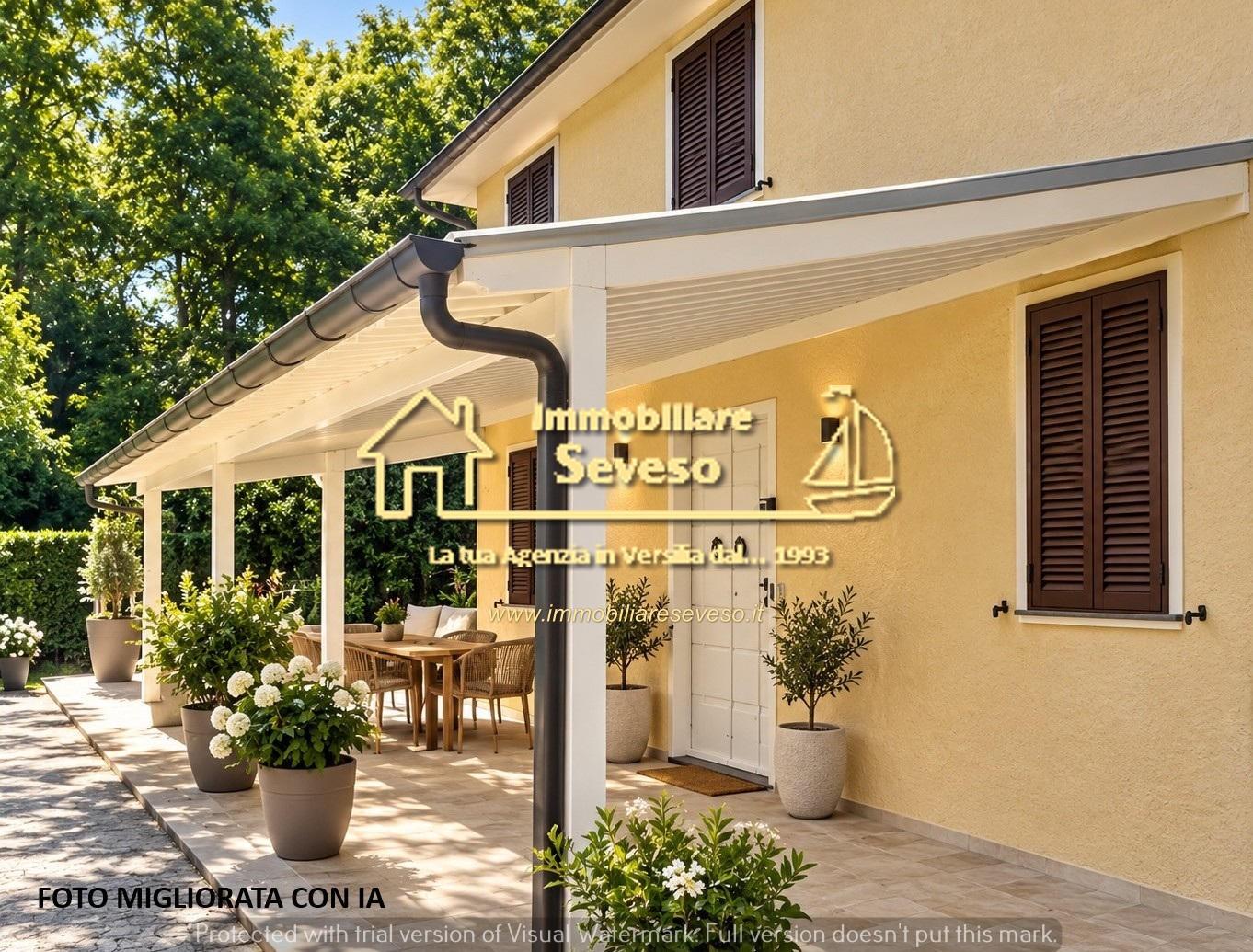 Casa indipendente con giardino, Pietrasanta strettoia