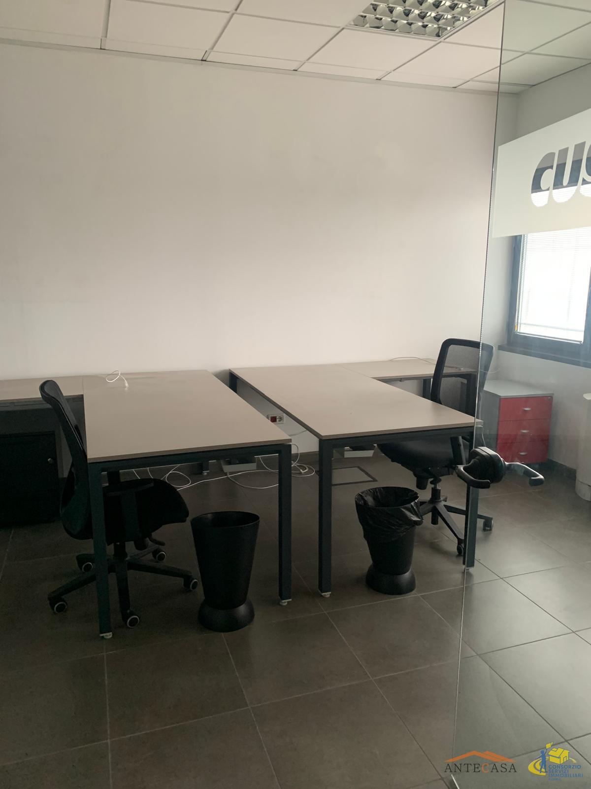 Ufficio in affitto in via isaac newton, Noceto