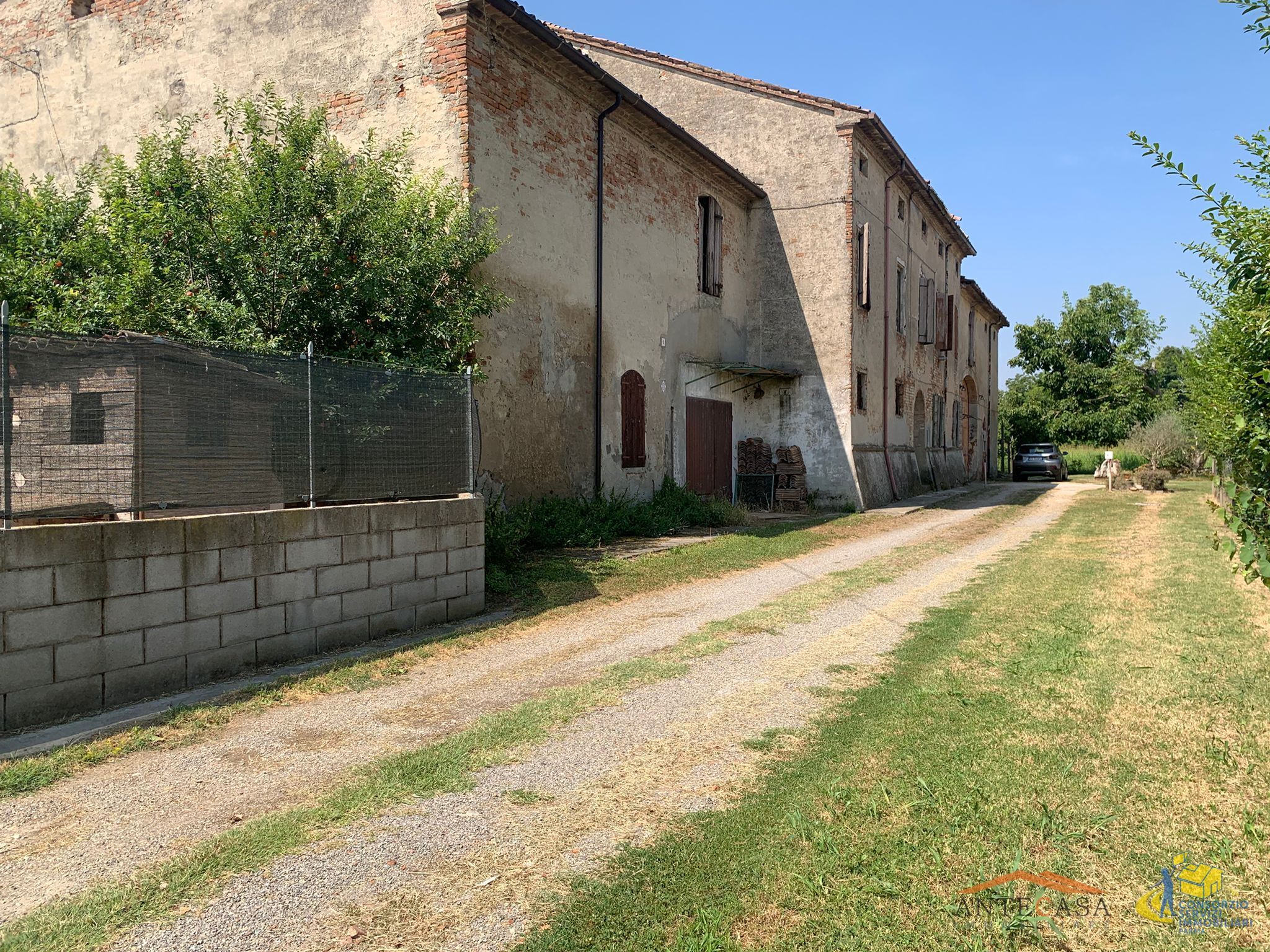 Casa indipendente da ristrutturare in via cecoslovacchia, Boretto