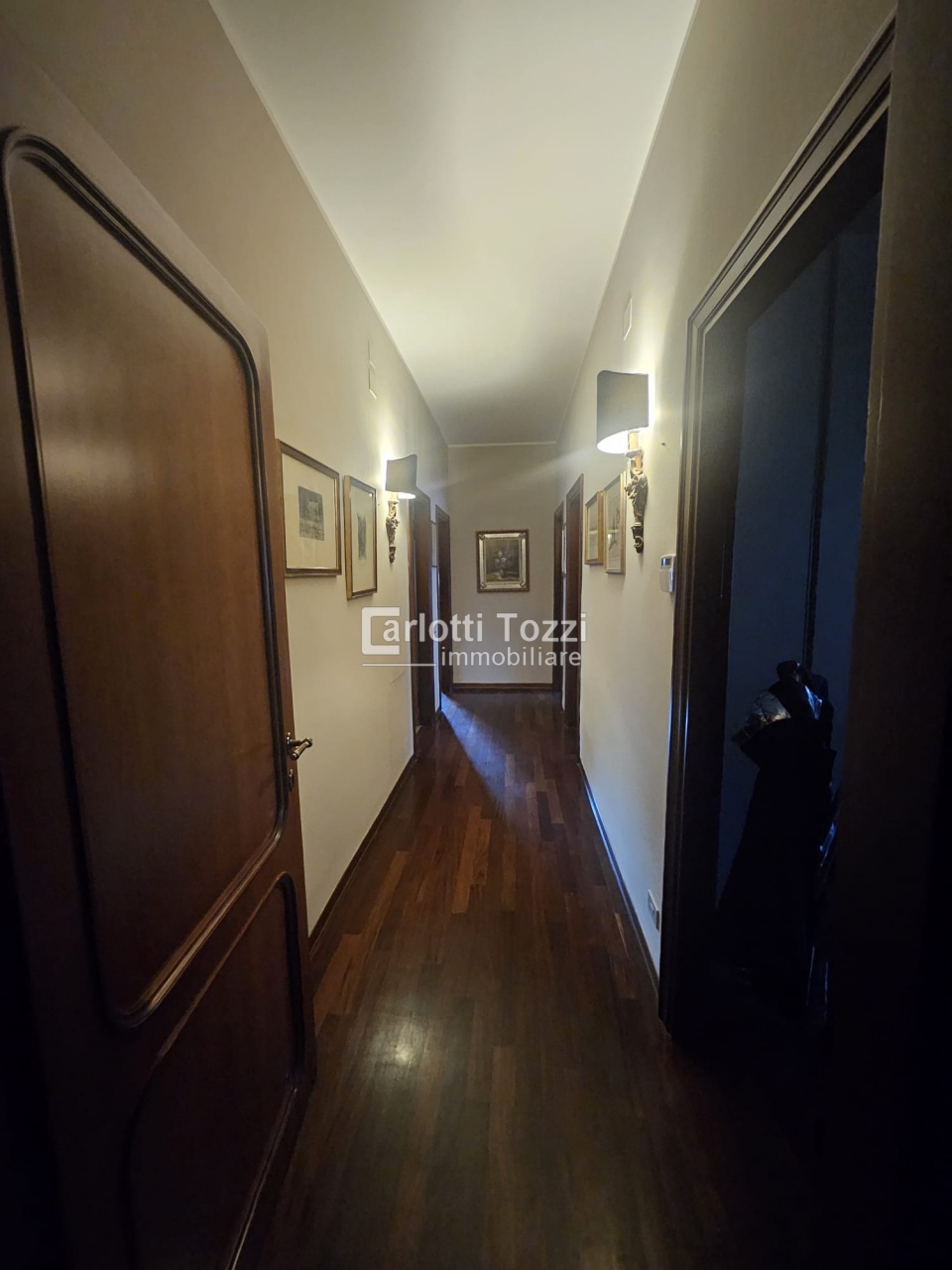 Appartamento con terrazzo in piazza volturno, Grosseto