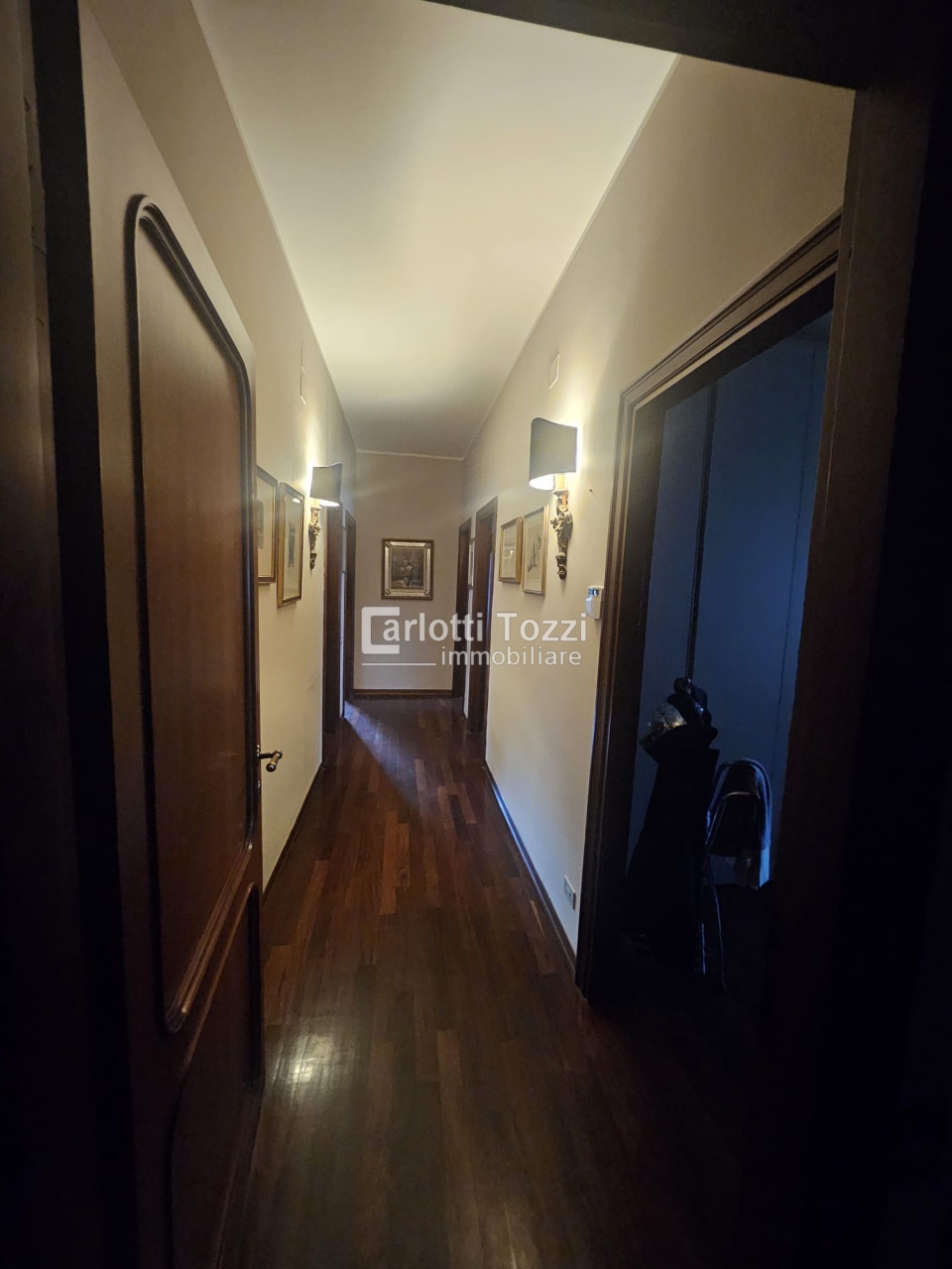 Appartamento con terrazzo in piazza volturno, Grosseto