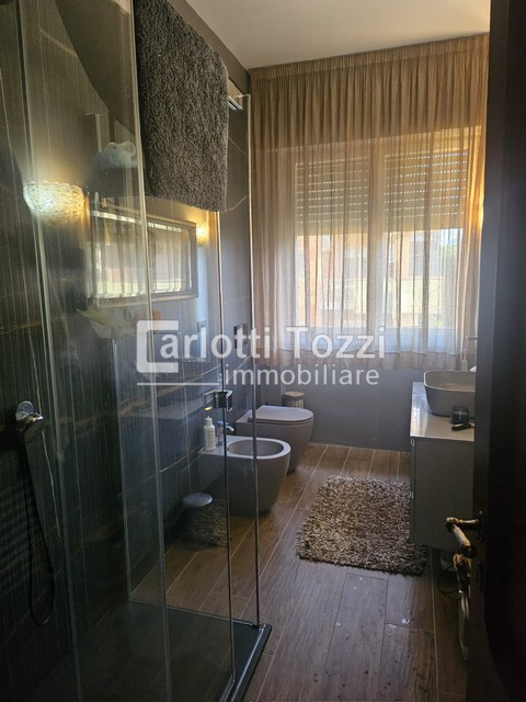 Appartamento con terrazzo in piazza volturno, Grosseto