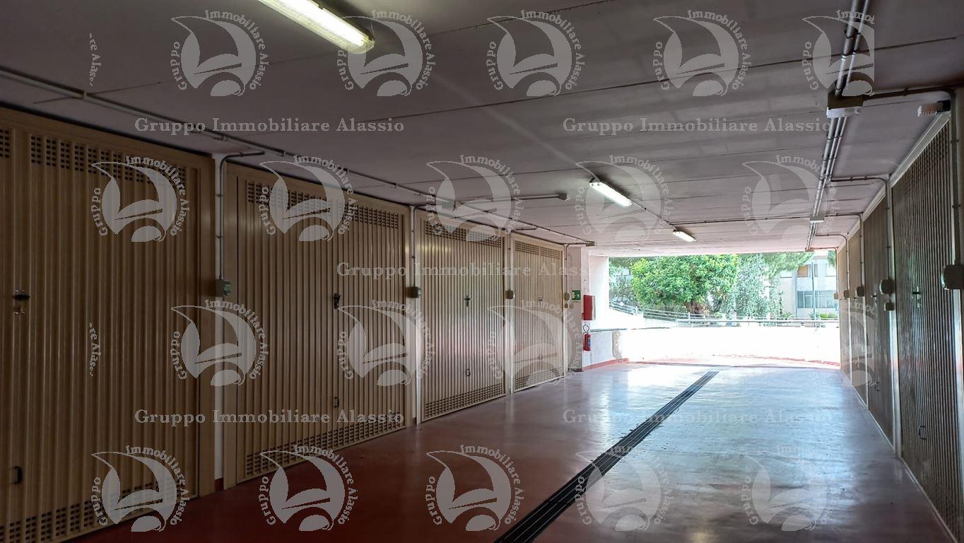 Box/Garage 21mq in vendita in via privata neghelli, Alassio