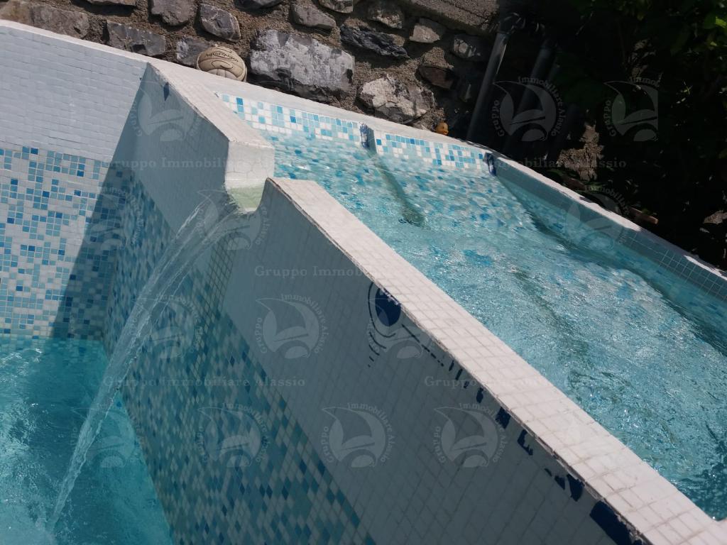 Quadrilocale con terrazzo a Alassio