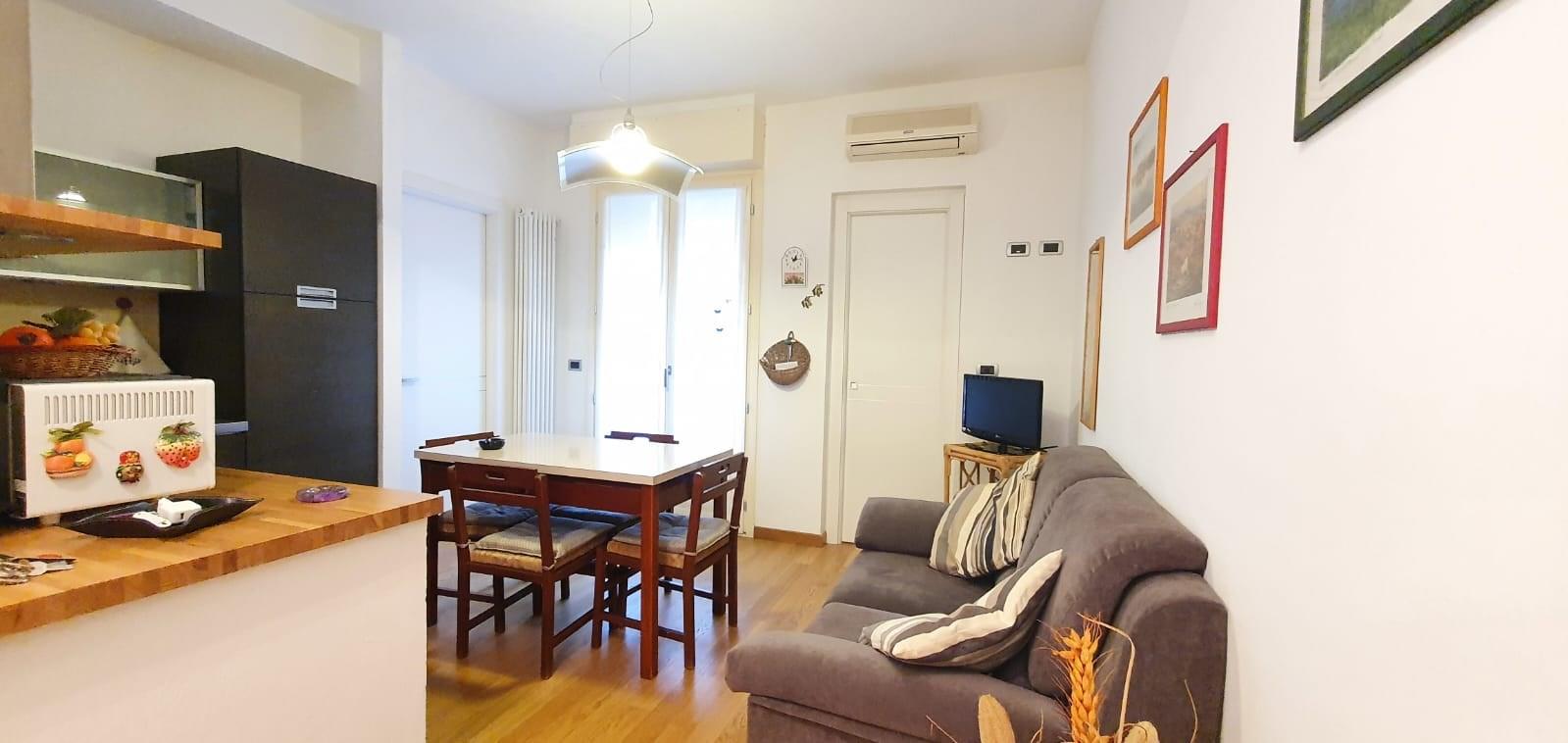 Trilocale con box a Alassio