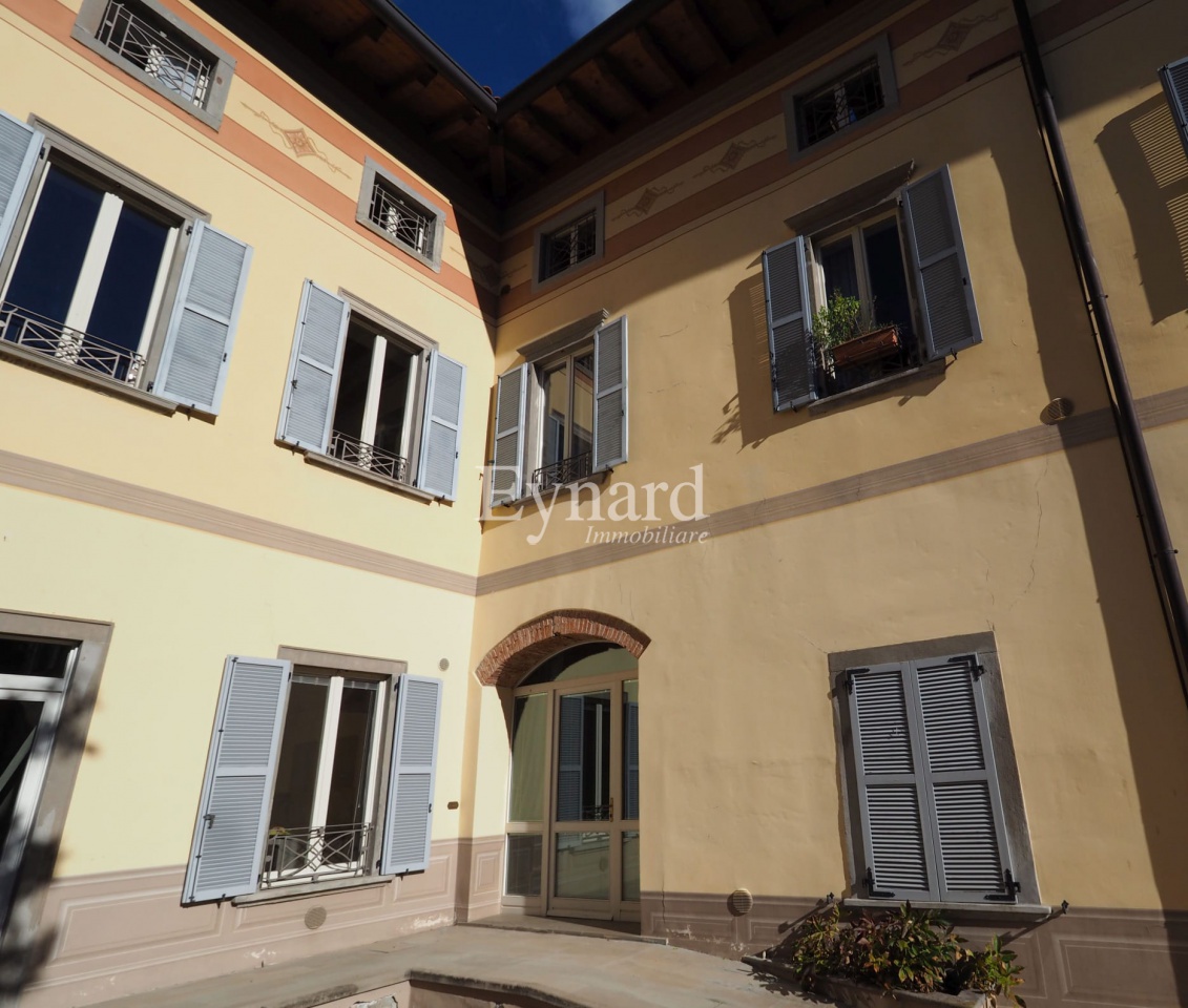 Bilocale con box a Ambivere