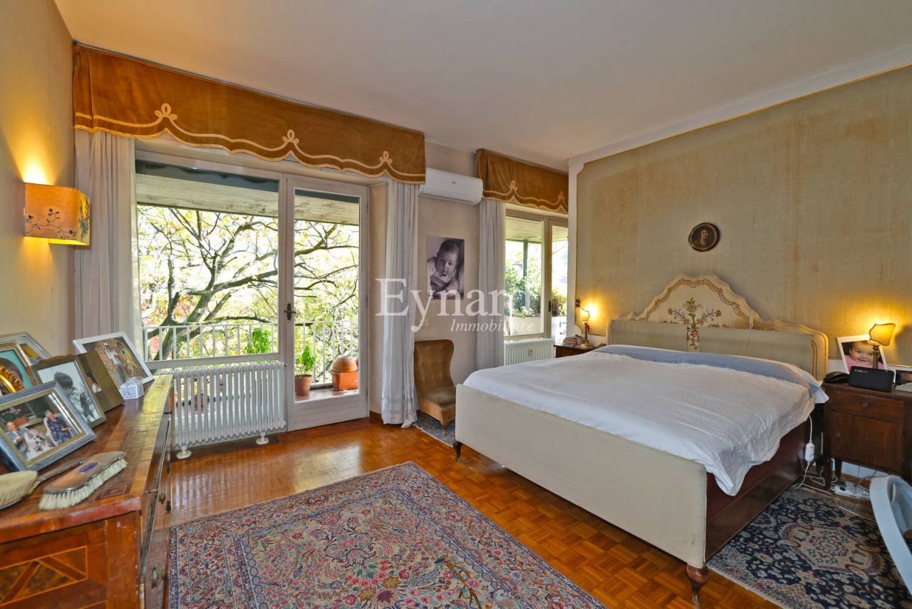 Attico con terrazzo a Casalecchio di Reno