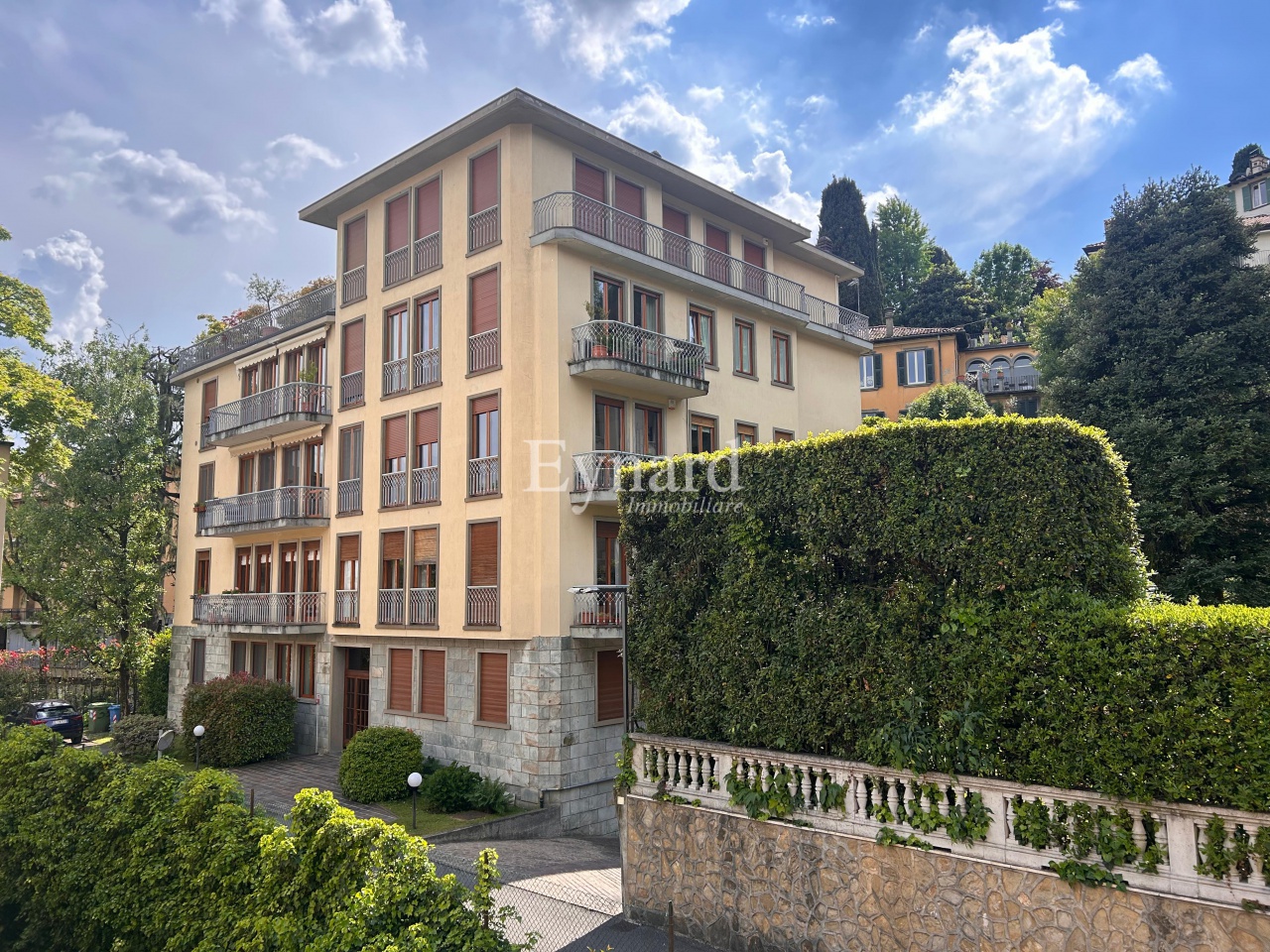 Trilocale con terrazzo a Bergamo