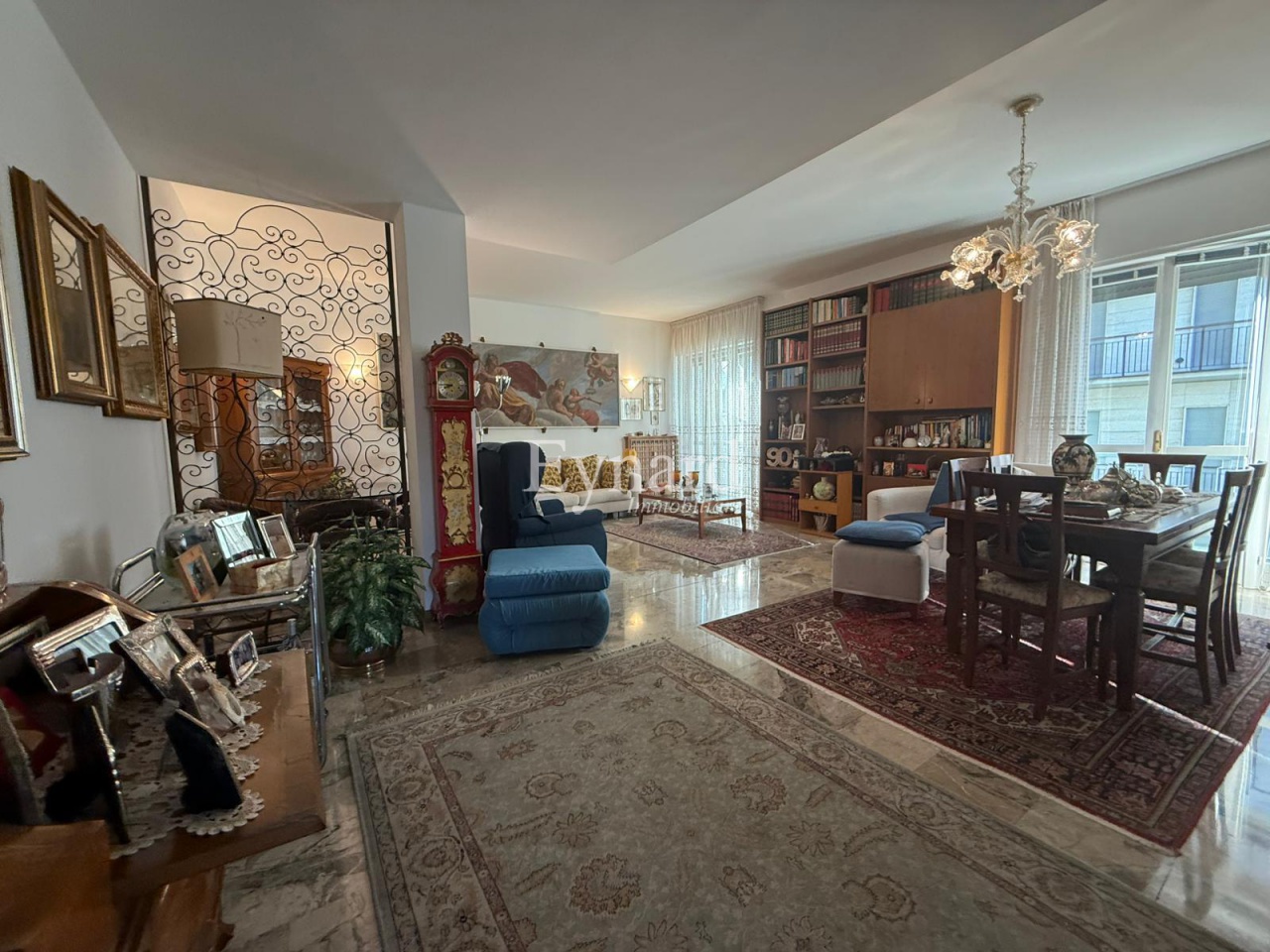 Quadrilocale con box a Bergamo