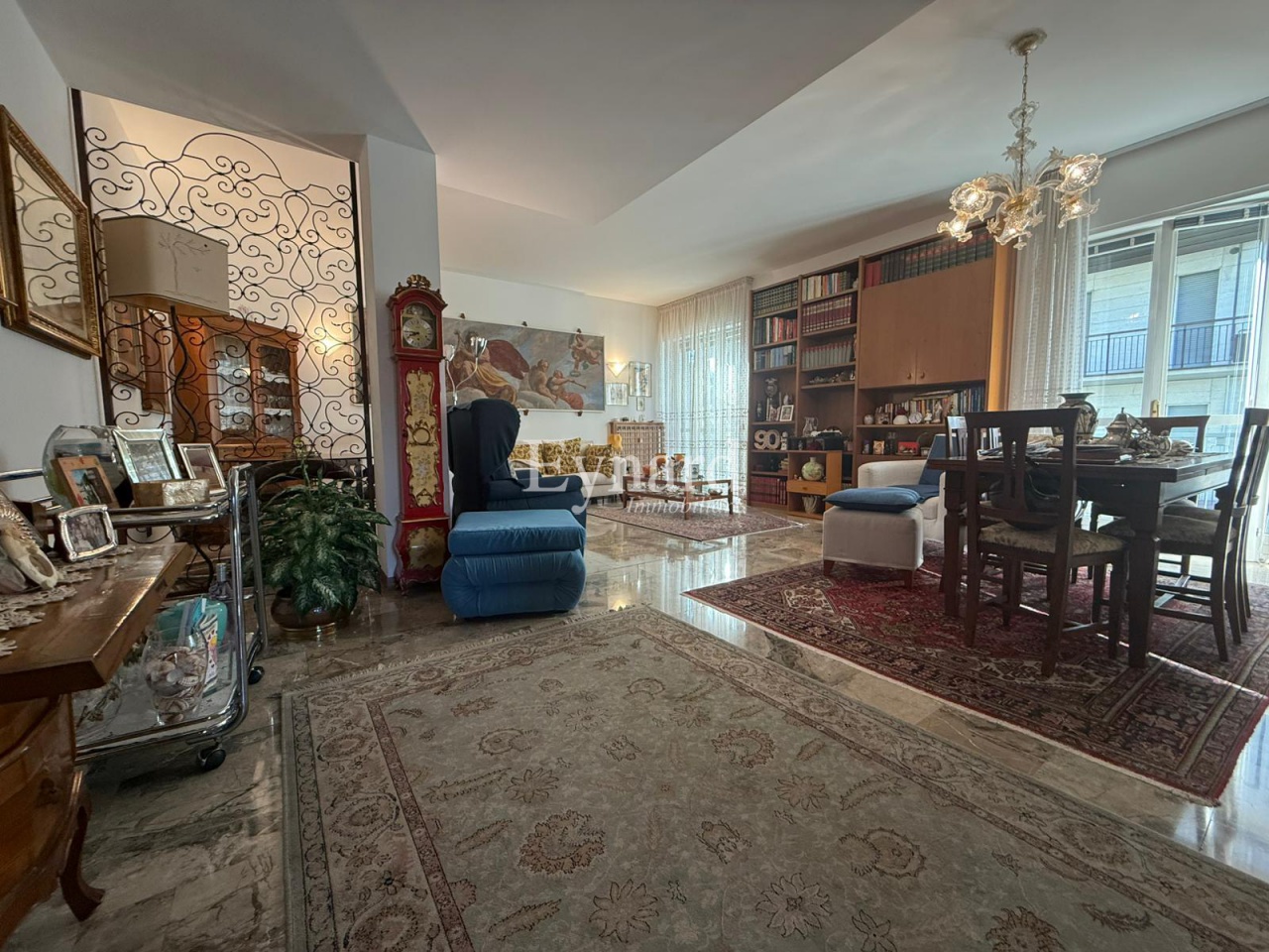 Quadrilocale con box a Bergamo