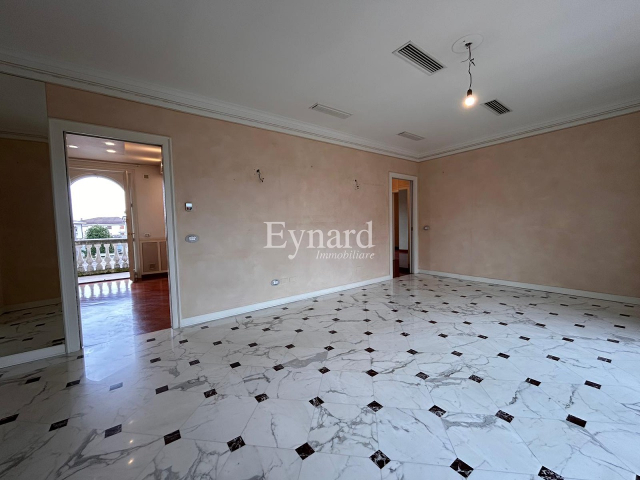 Quadrilocale con terrazzo a Ghisalba