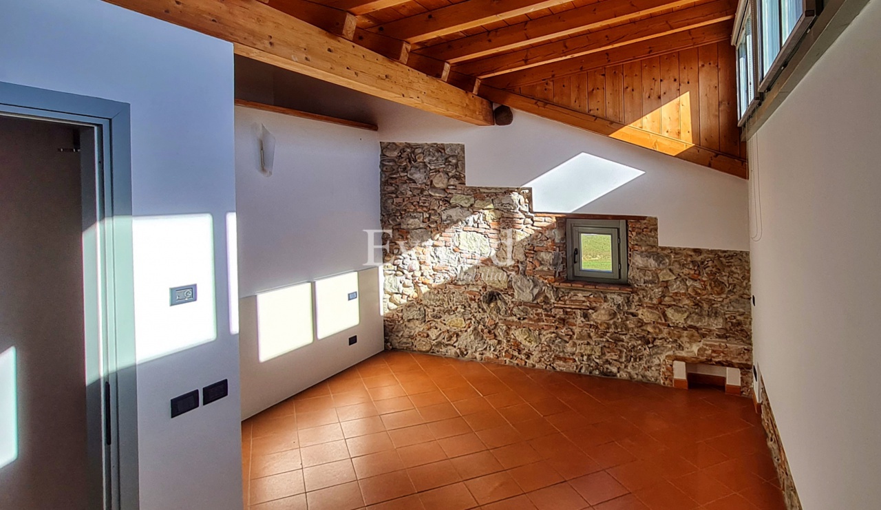 Quadrilocale con terrazzo a Almenno San Bartolomeo