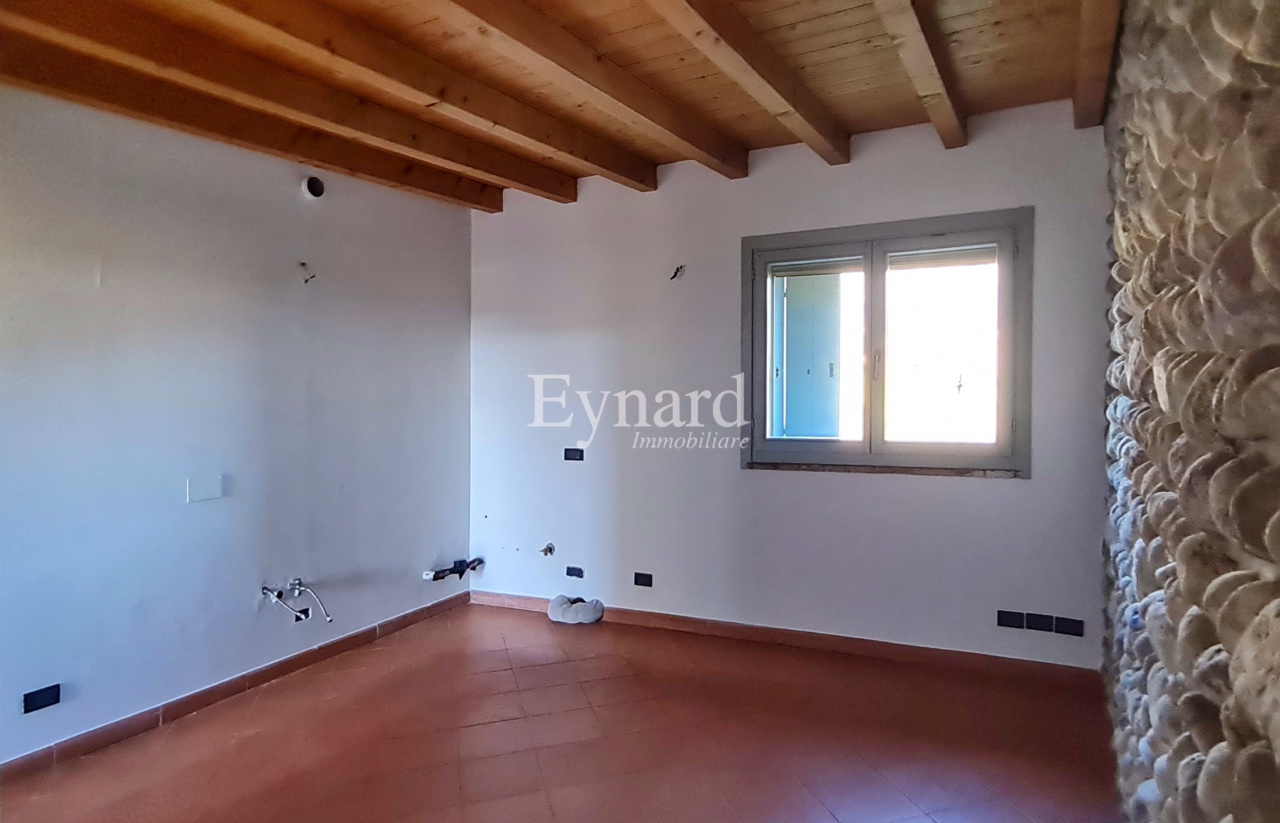 Quadrilocale con terrazzo a Almenno San Bartolomeo