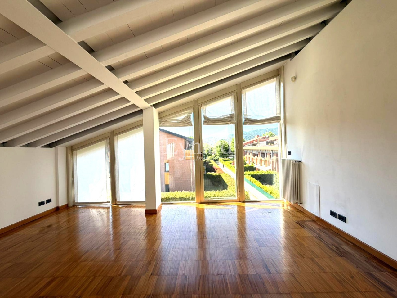 Villa con giardino a Gorle