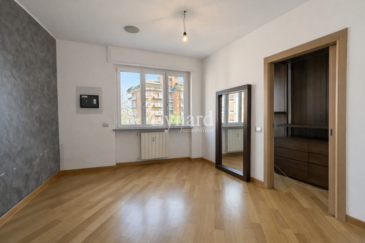 Trilocale ristrutturato a Bergamo