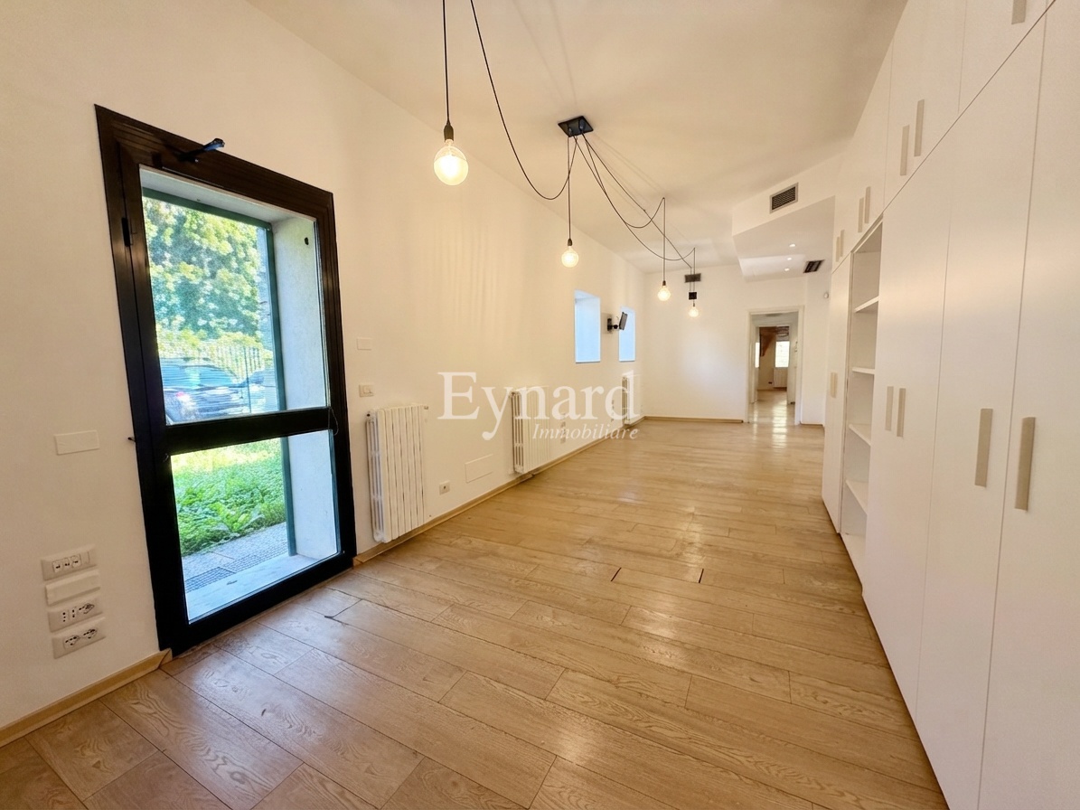 Ufficio ristrutturato a Bergamo