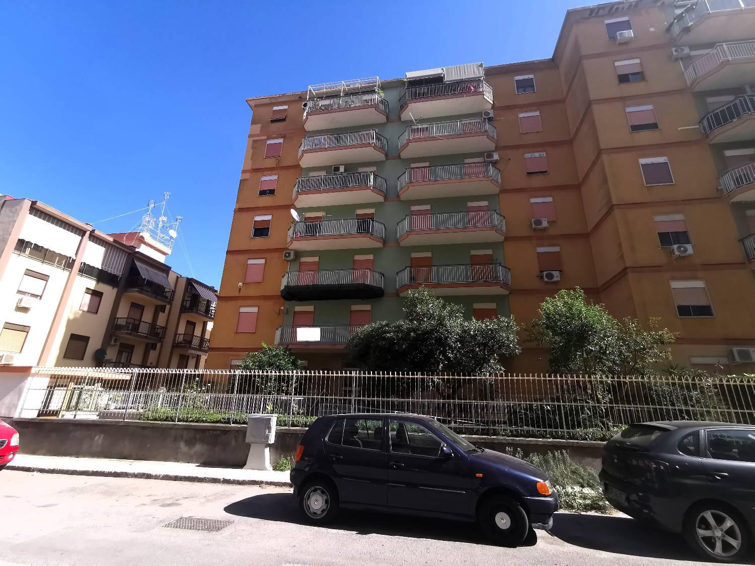 Quadrilocale da ristrutturare a Palermo