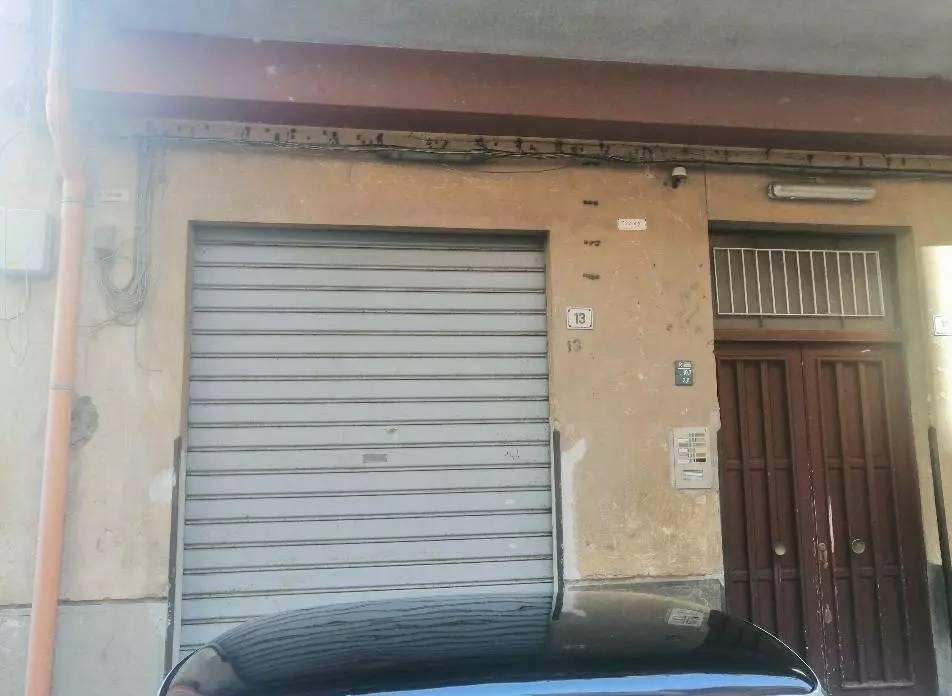 Magazzino da ristrutturare a Palermo