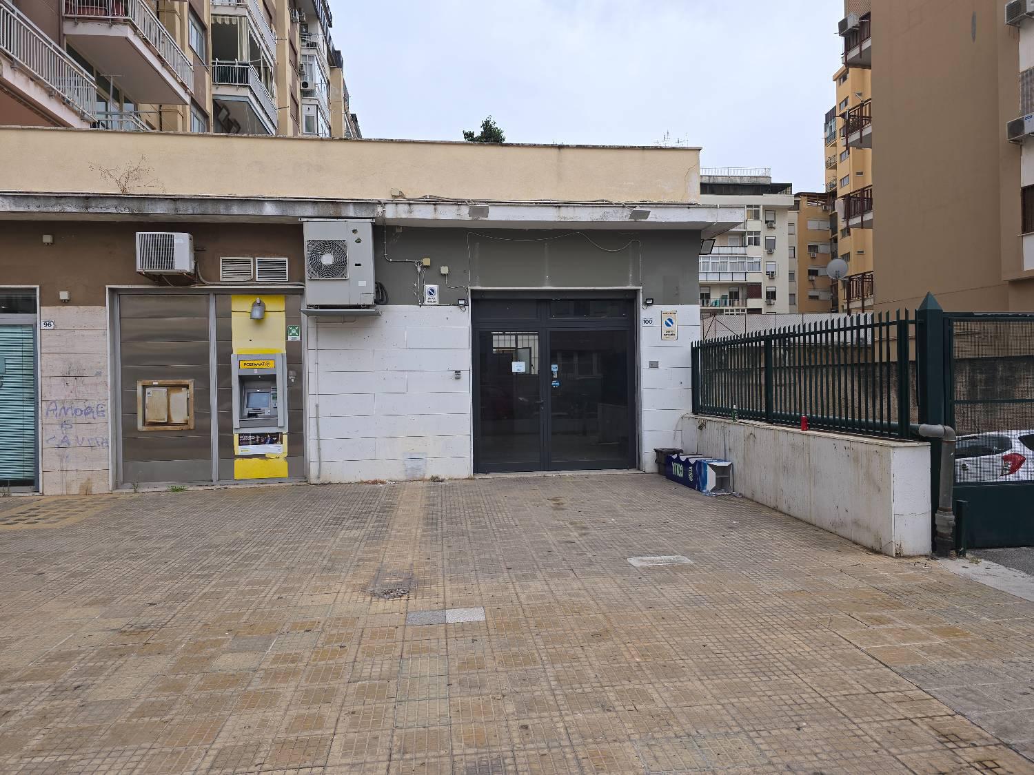 Negozio in vendita a Palermo