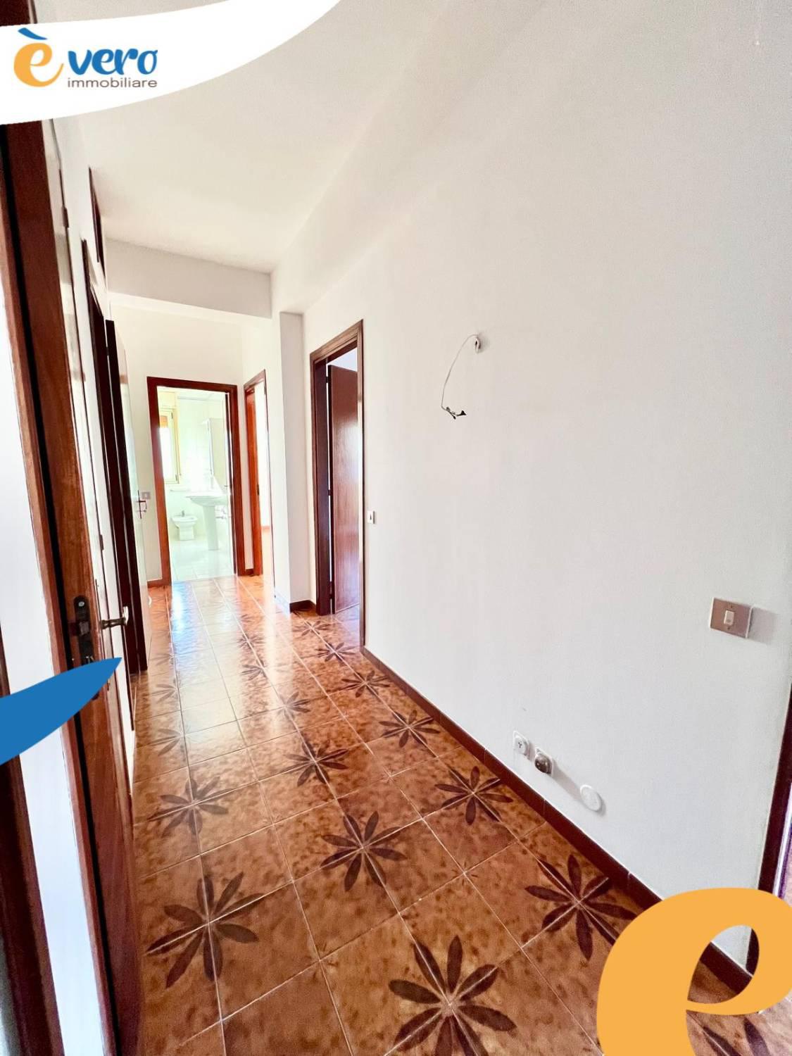 Quadrilocale da ristrutturare a Palermo