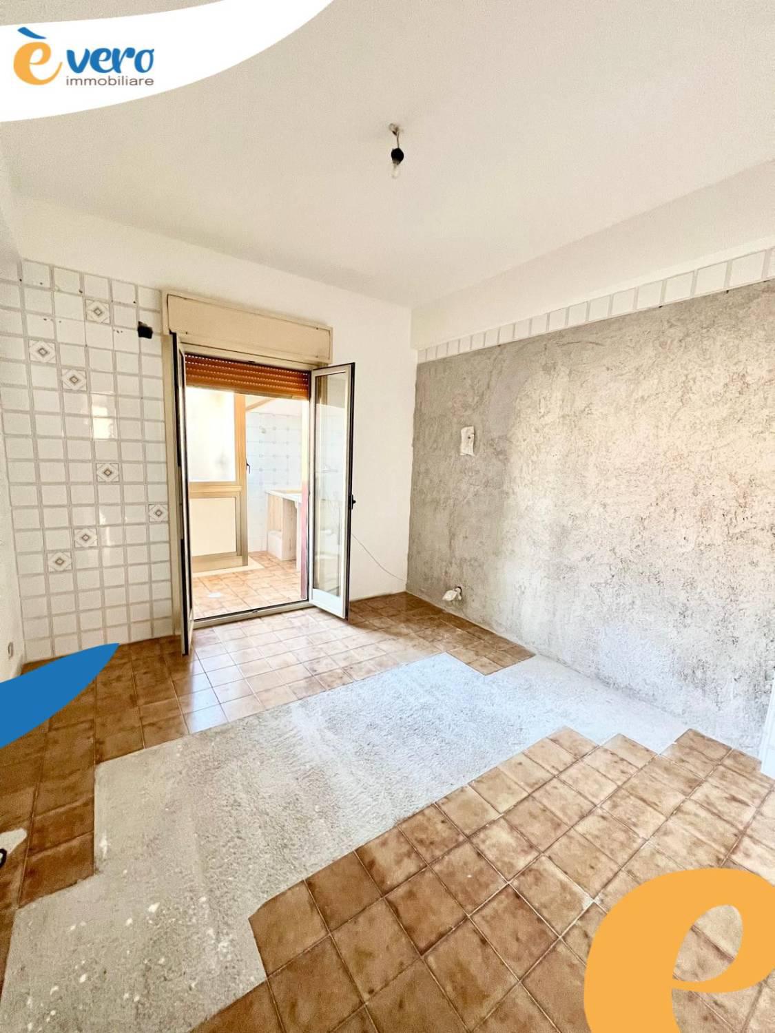 Quadrilocale da ristrutturare a Palermo