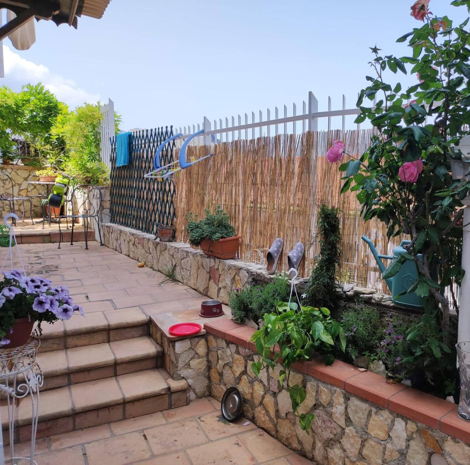 Villa con giardino a Palermo