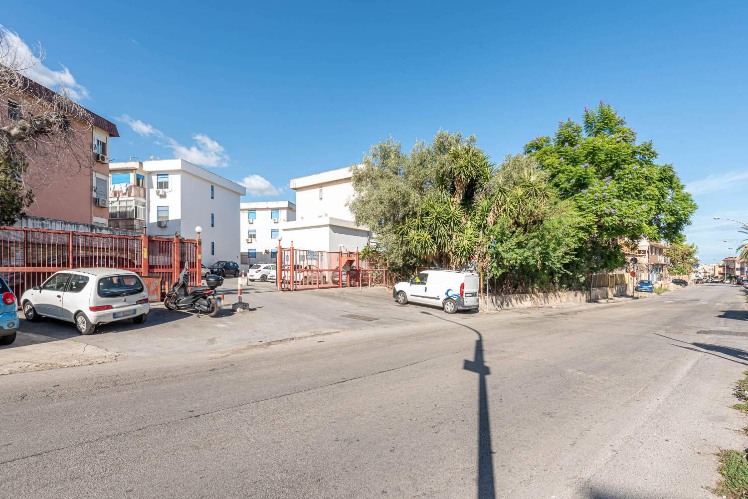 Quadrilocale da ristrutturare a Palermo