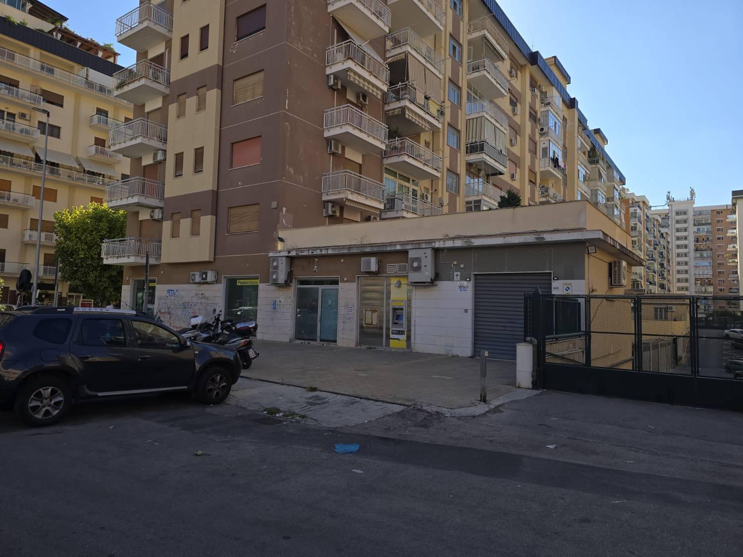 Negozio in vendita a Palermo