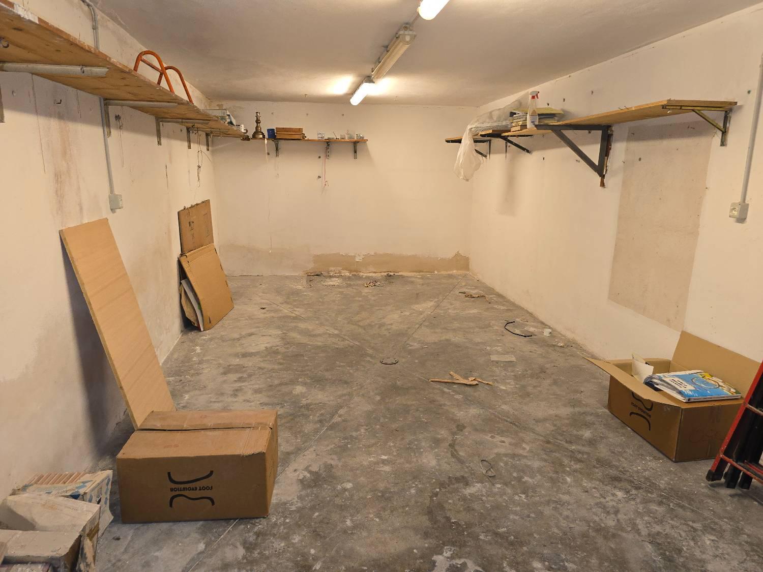 Box/Garage 22mq in vendita a Palermo