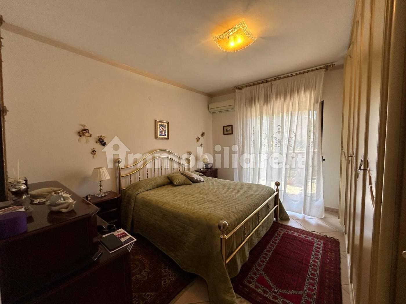 Trilocale ristrutturato a Palermo