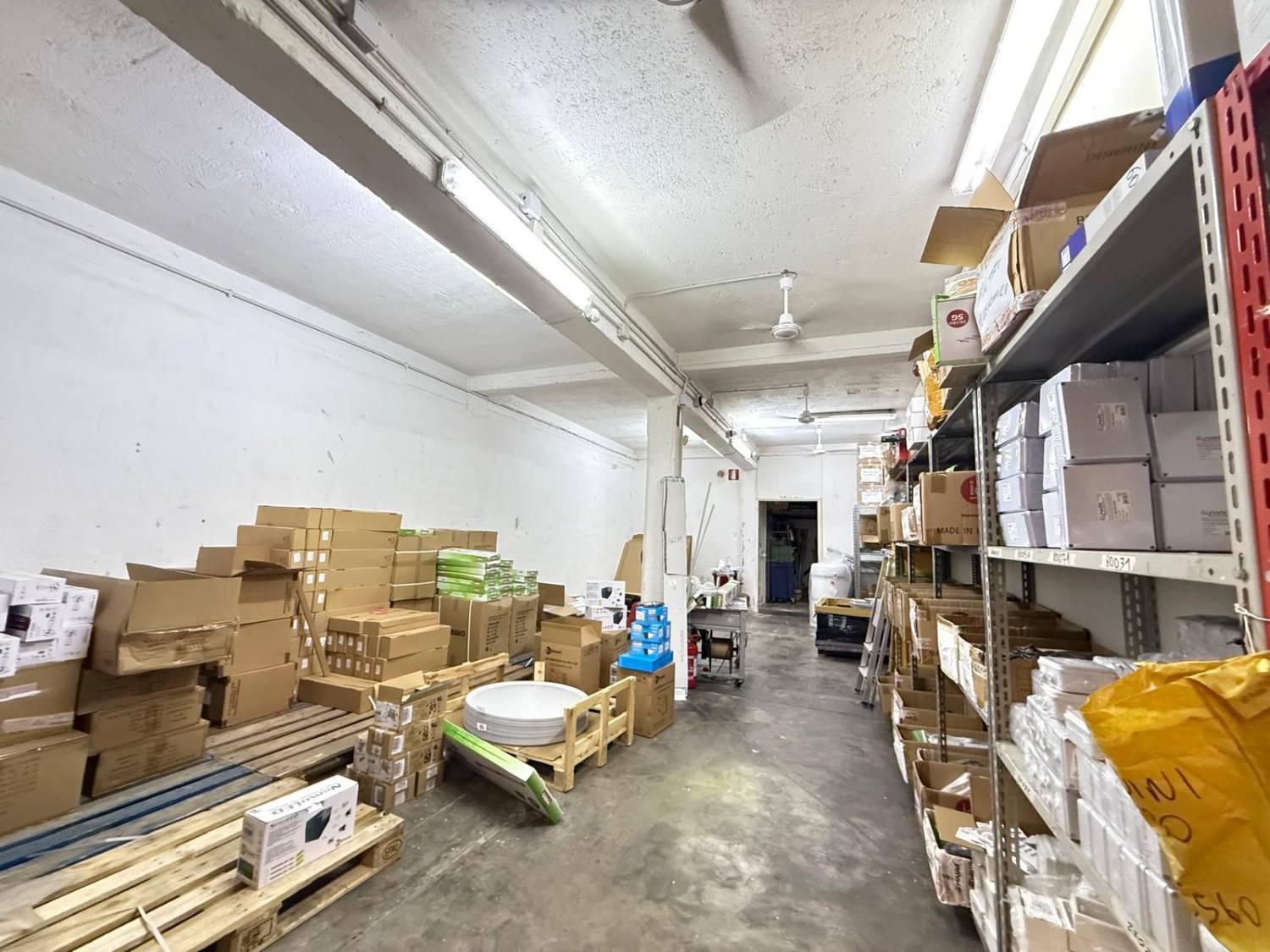 Negozio in vendita a Palermo