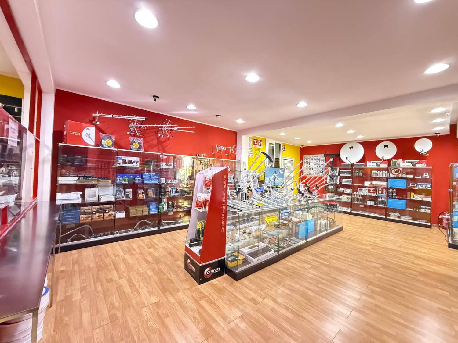 Negozio in vendita a Palermo