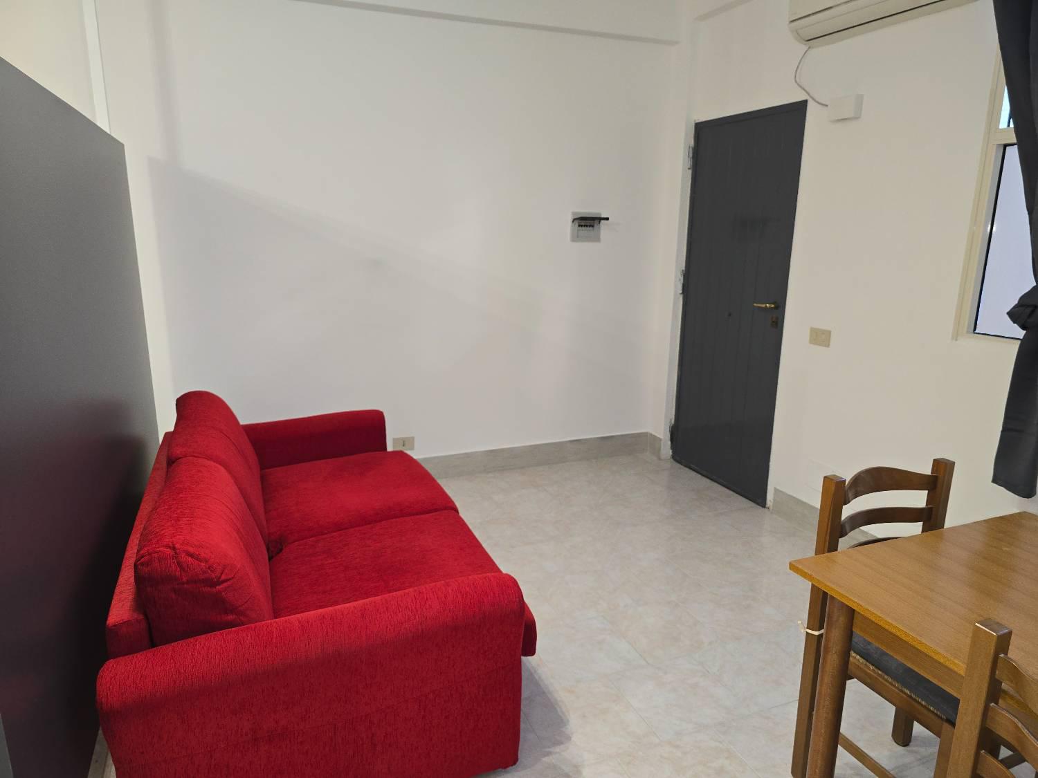 Monolocale arredato in affitto a Palermo