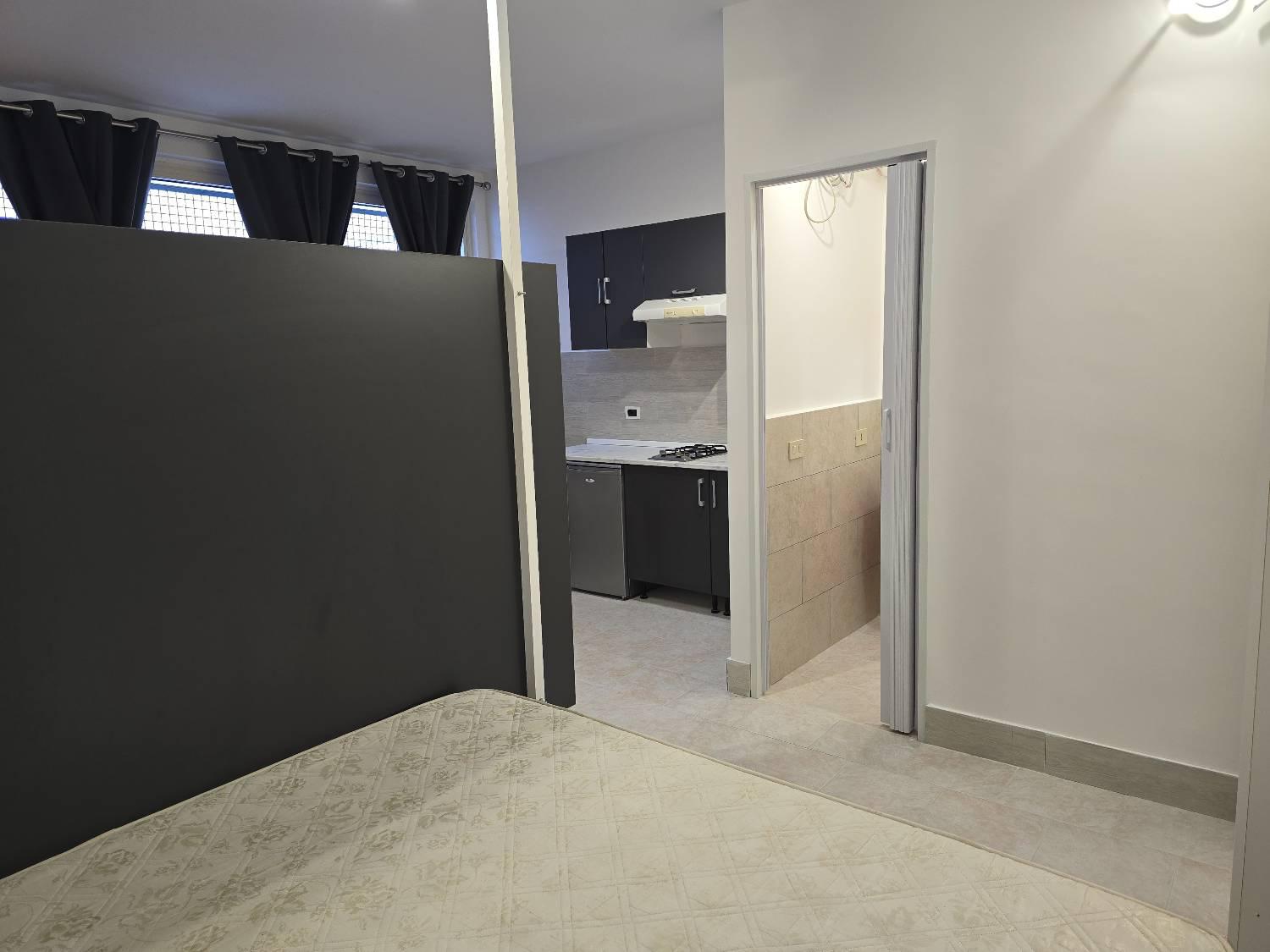 Monolocale arredato in affitto a Palermo