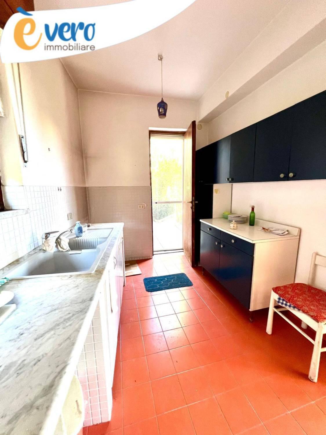 Villa con giardino a Palermo