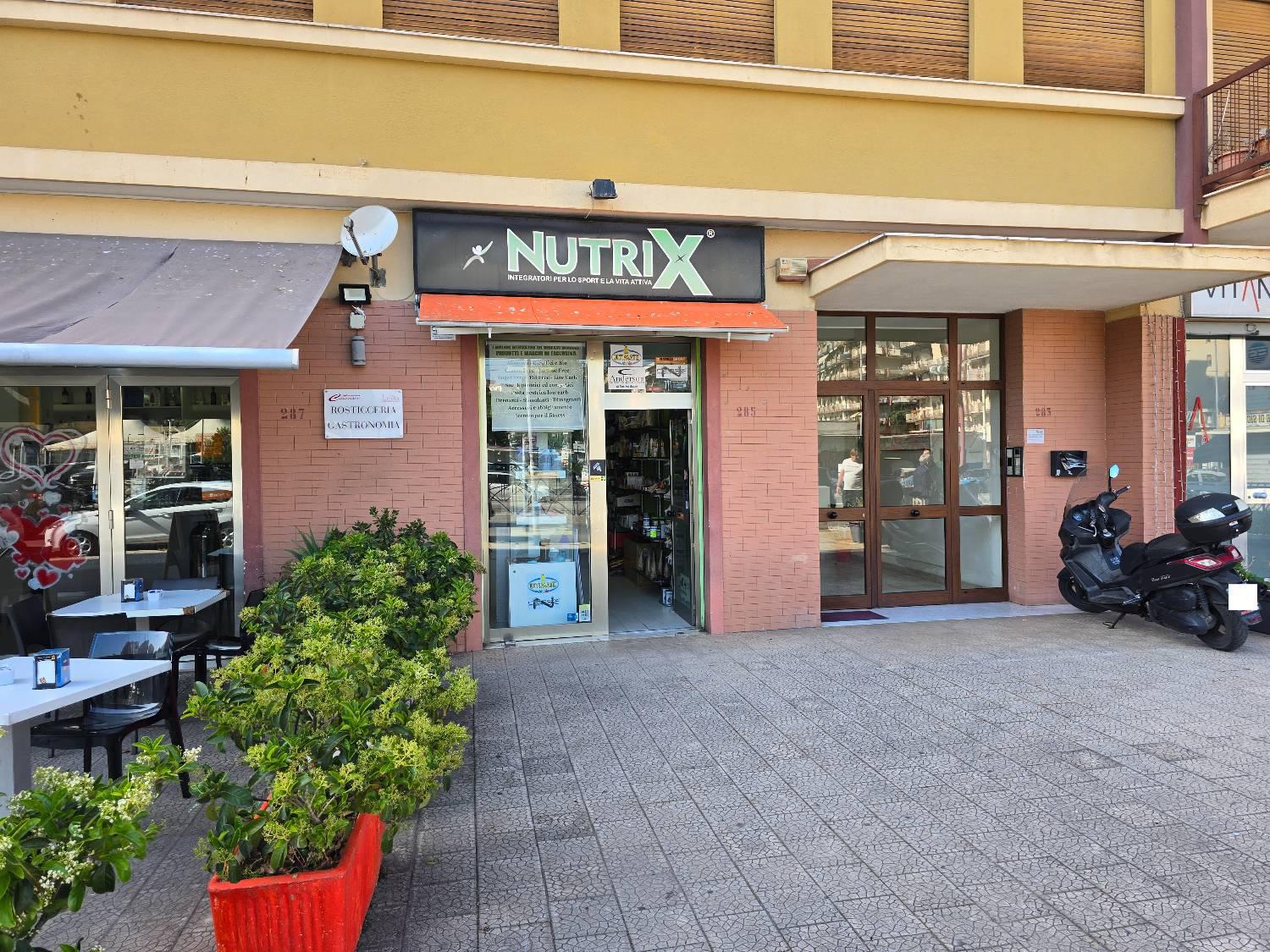 Negozio in vendita a Palermo