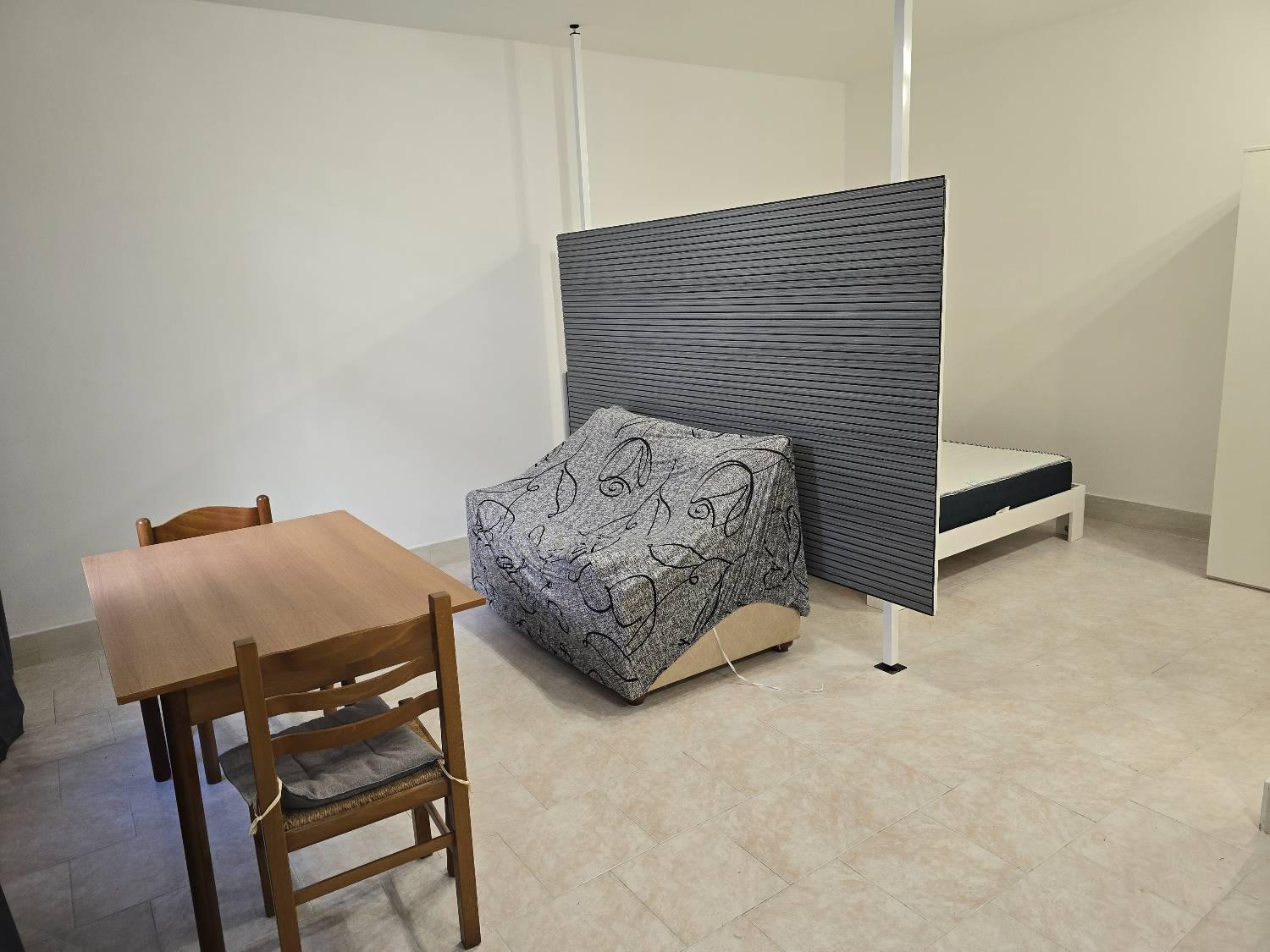 Monolocale arredato in affitto a Palermo