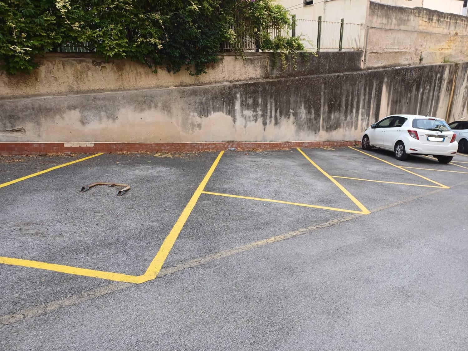 Box/Garage 18mq in affitto a Palermo