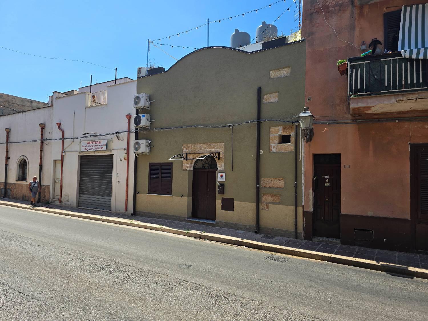 Quadrilocale ristrutturato a Terrasini