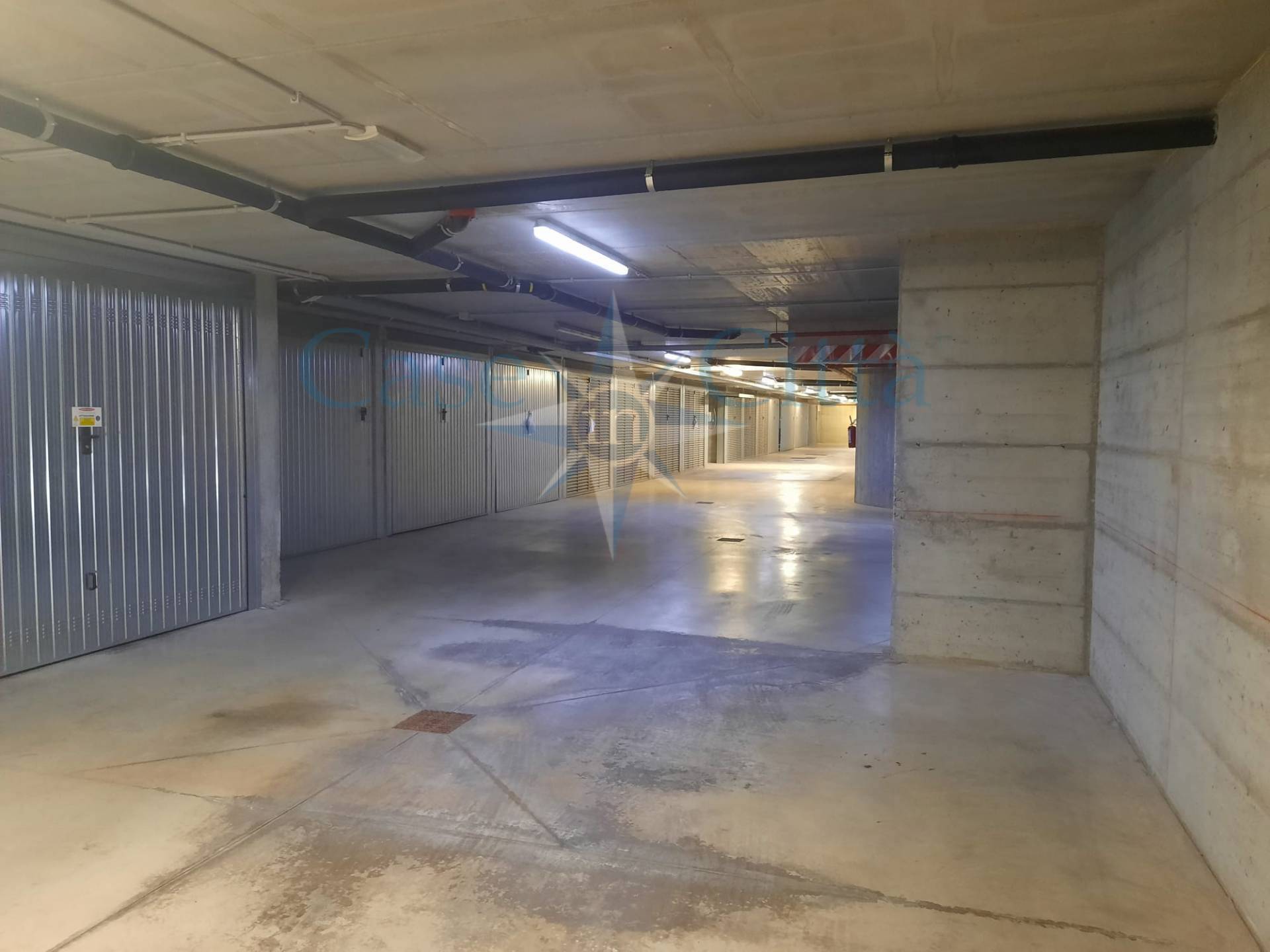 Box o garage in affitto a Milano, S. Siro