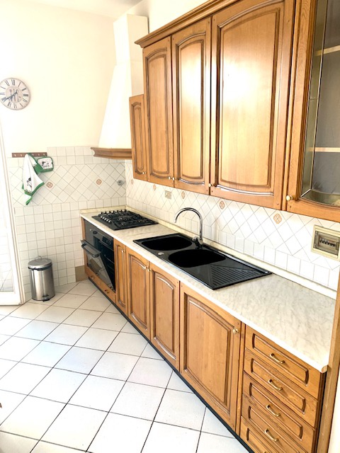 Appartamento con terrazzo a Firenze