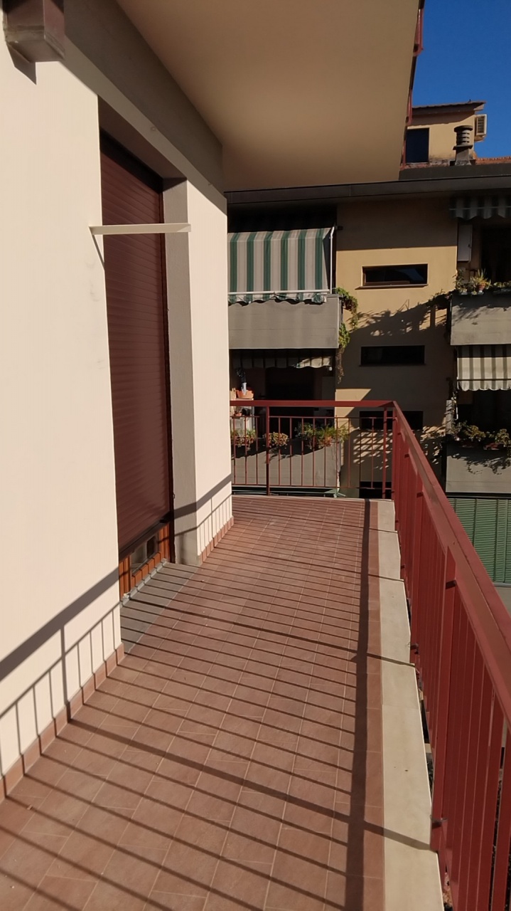 Quadrilocale con terrazzo a Firenze