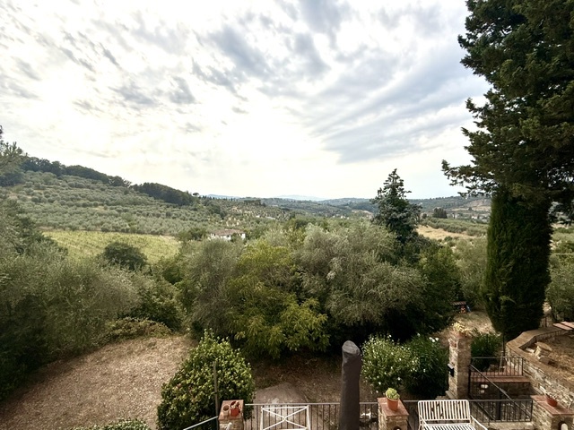Trilocale con giardino a Impruneta